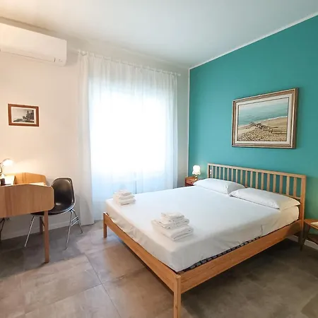 דירה Altido Bright Flat With 2 Balconies And Sea View אלסיו