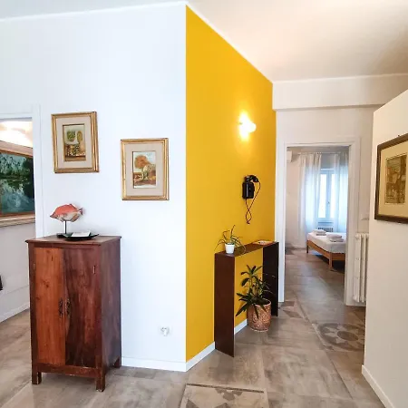 Altido Bright Flat With 2 Balconies And Sea View דירה
