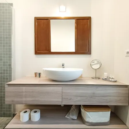 Altido Bright Flat With 2 Balconies And Sea View * אלסיו